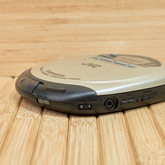 JVC XL-P84CR PORTABLE CD PLAYER, Made in Japan, Reed DESCRIPTION!!! - Picture 4 of 7